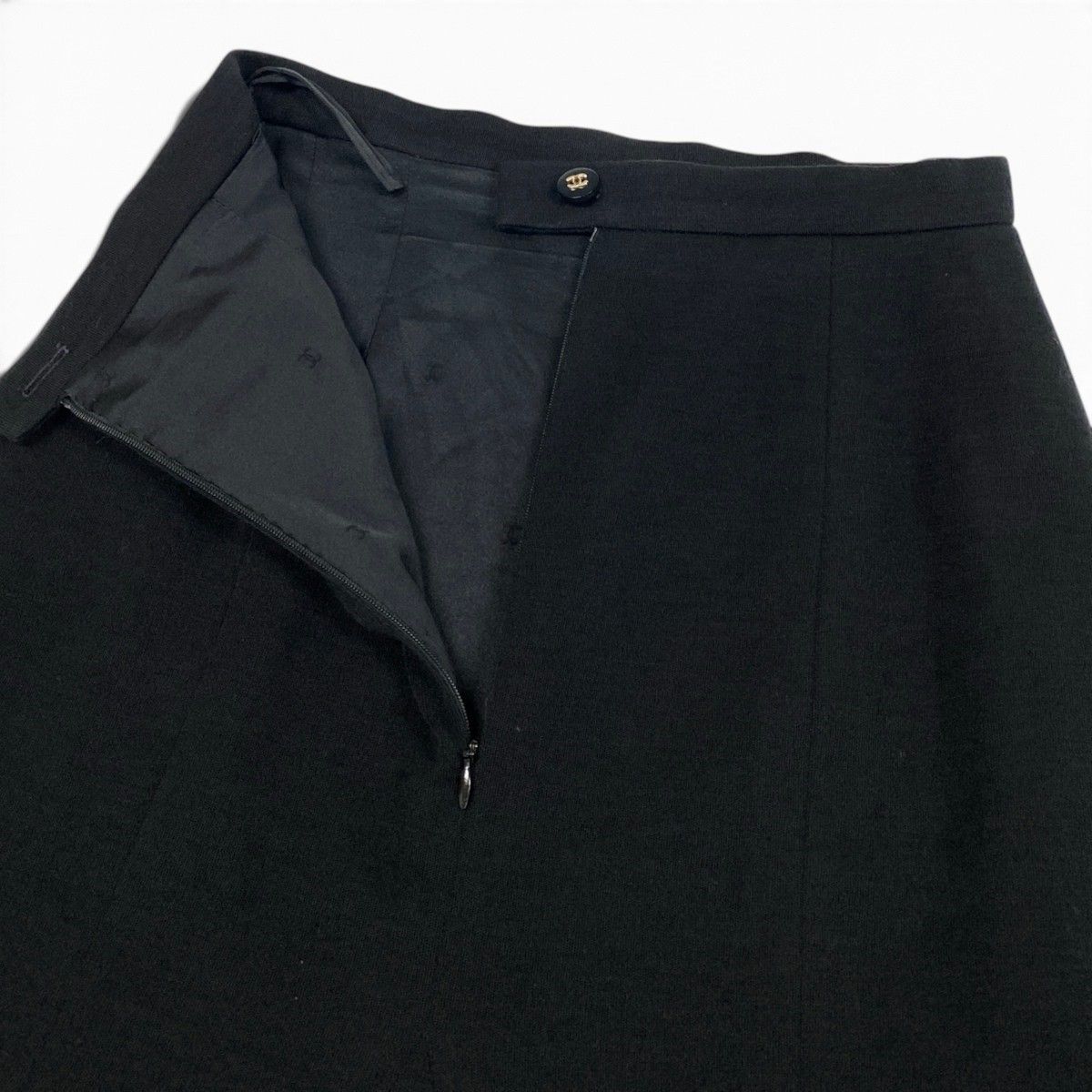 Chanel Skirt CC Logo Knee-Length Black Wool 42 — view 5
