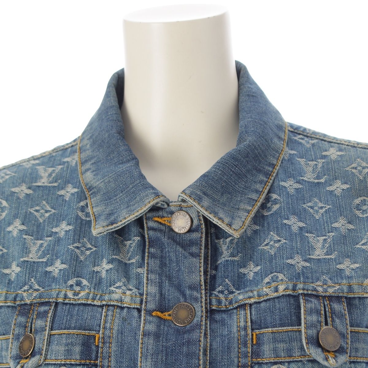 Louis Vuitton Denim Cotton Monogram Button Jacket Indigo 42 — view 5