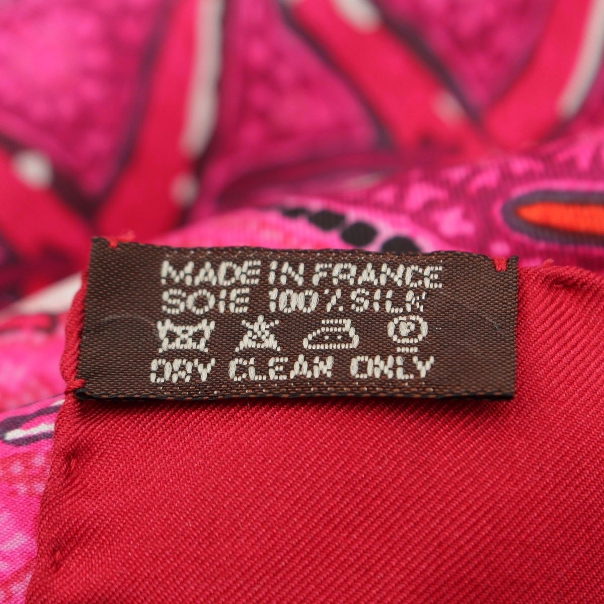 Hermes Carre Silk Avec L'aimable Autorisation du Lalbhai Dalpatbhai Institute — view 7