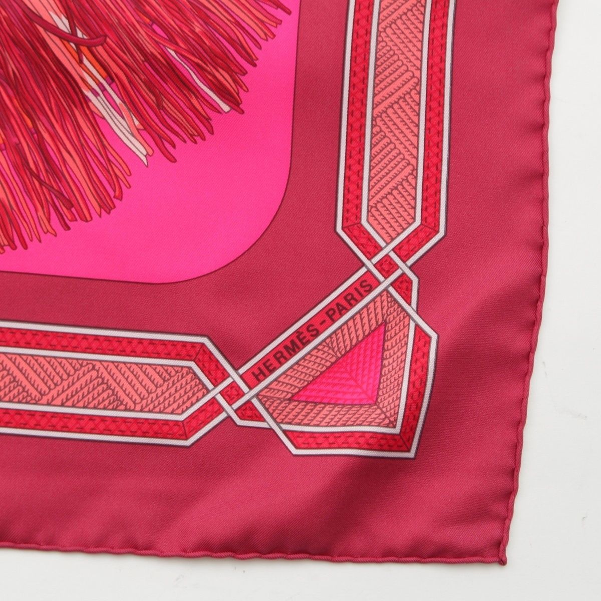 Hermes Carre 90 Silk Scarf Cuirs du Desert Leather Ornament Pink — view 4