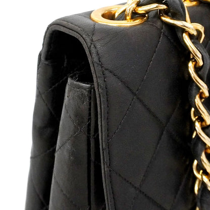 Chanel Shoulder Bag Maxi Quilted Lambskin Black Gold — view 6