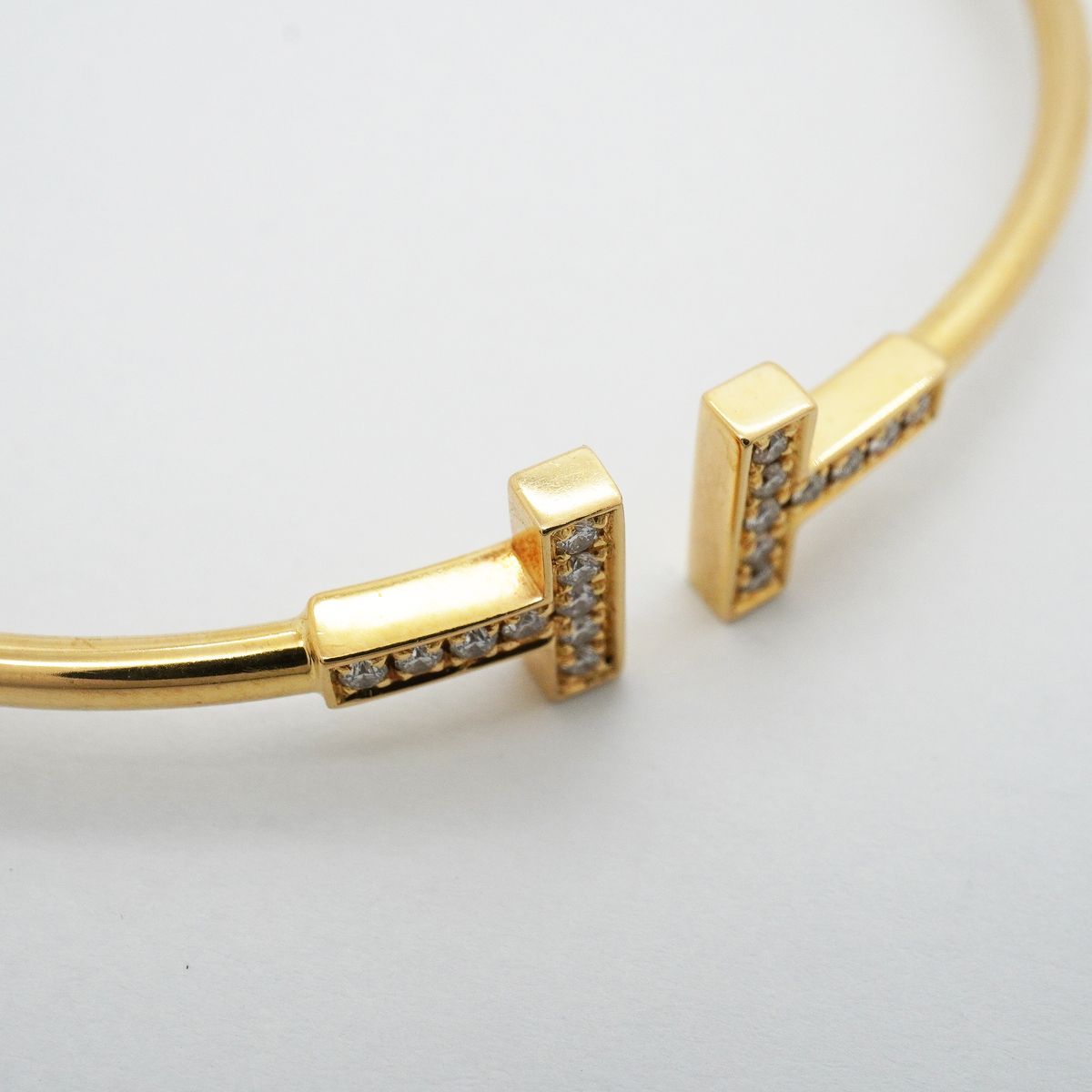 Tiffany & Co Bangle T Wire 18k Yellow Gold Diamond Bracelet — view 8