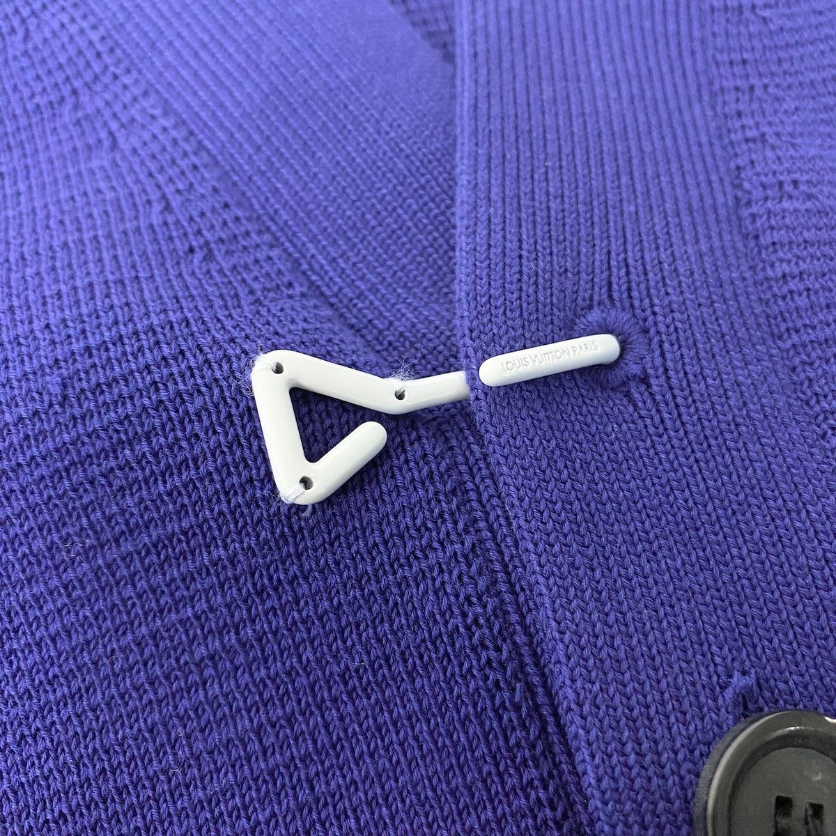 Louis Vuitton Pin Hook Virgil Abloh Knit Cardigan Purple Top L — view 7