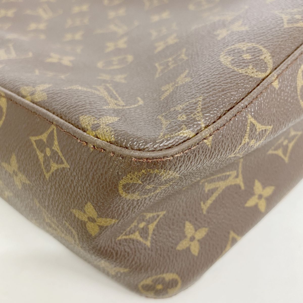 Louis Vuitton Shoulder Bag Monogram Looping GM Brown — view 6