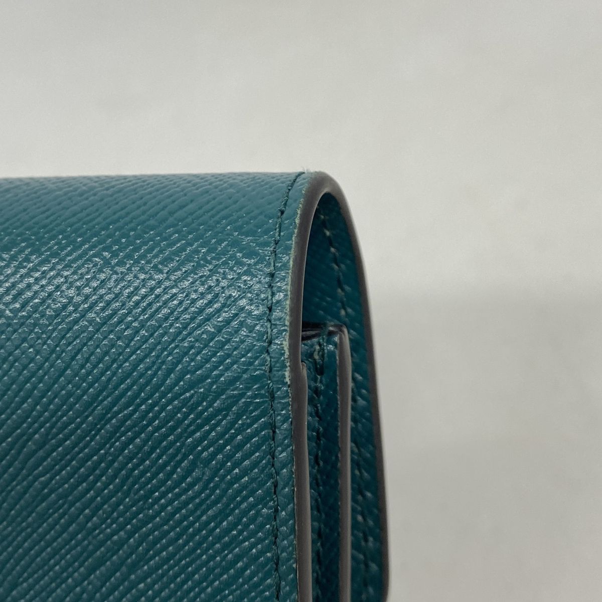 Cartier Coin Purse C de Cartier Leather Green Champagne Gold — view 5