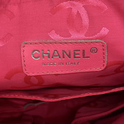 Chanel Shoulder Bag Cambon Lambskin White Black Silver — view 5