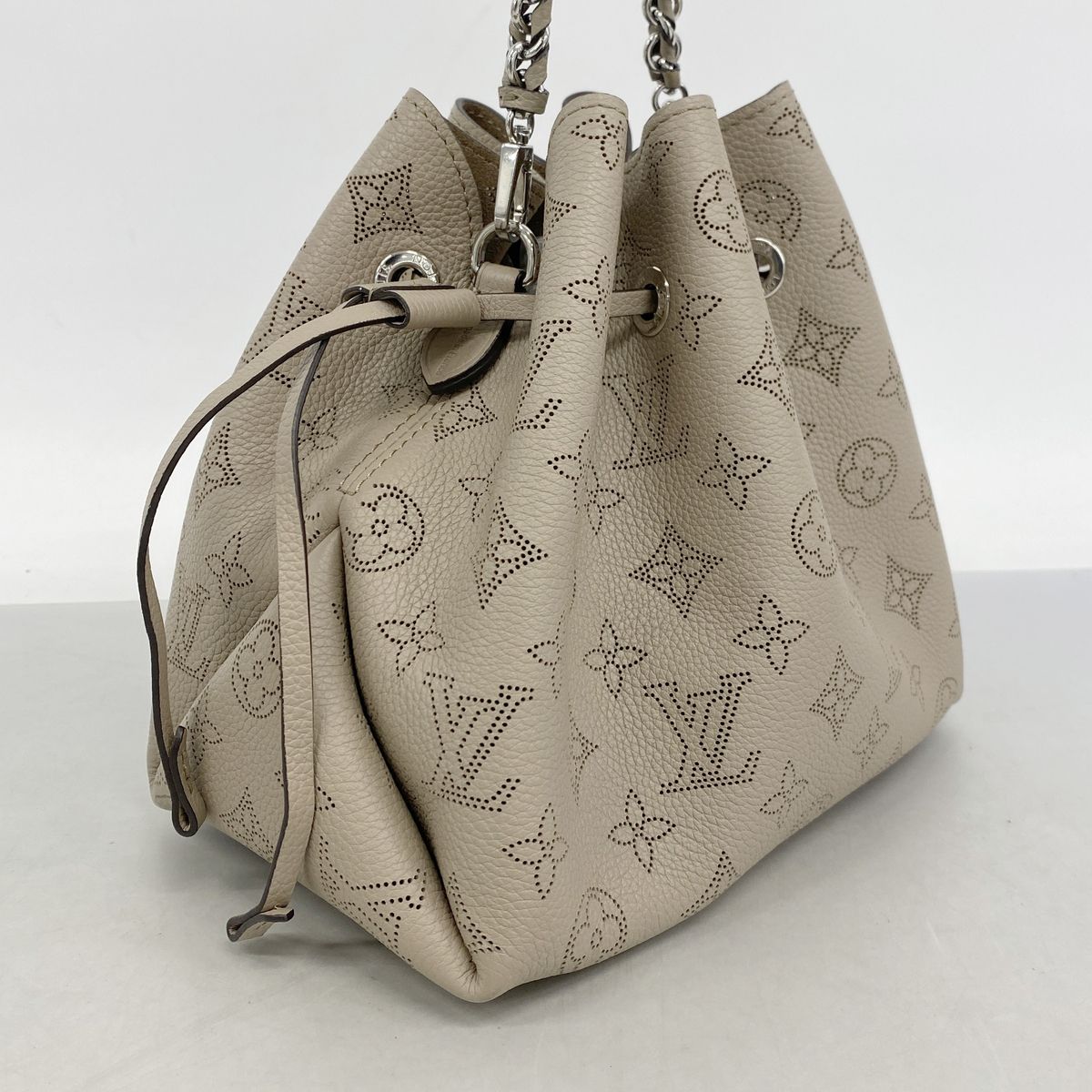 Louis Vuitton Shoulder Bag Mahina Bella Galet 2-Way — view 2