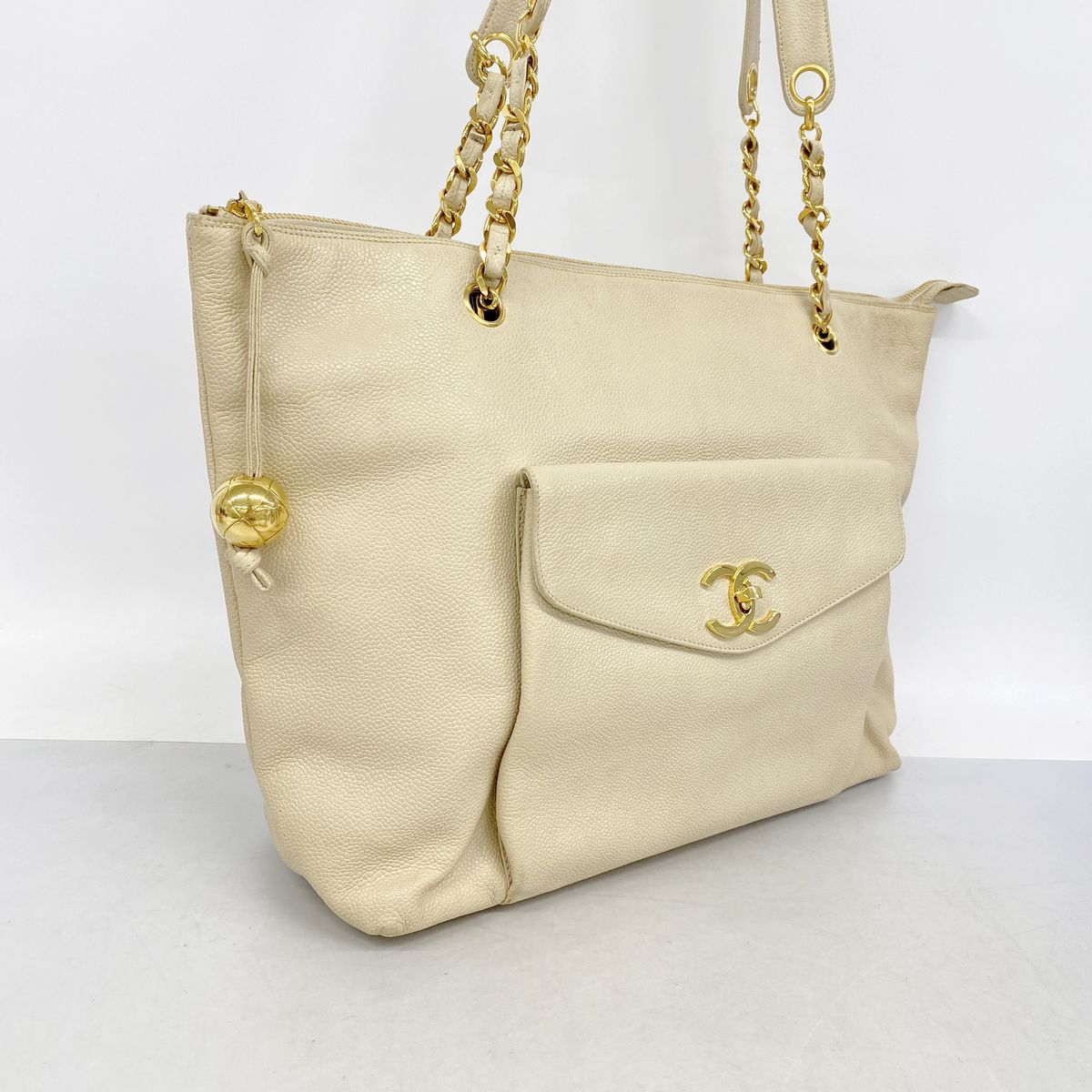 Chanel Chain Tote Bag Caviar Leather Beige Gold — view 2
