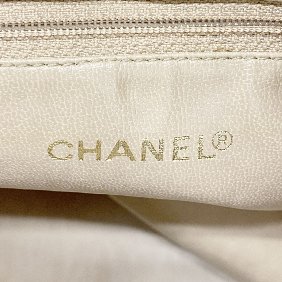 Chanel Chain Tote Bag Caviar Leather Beige Gold — view 5