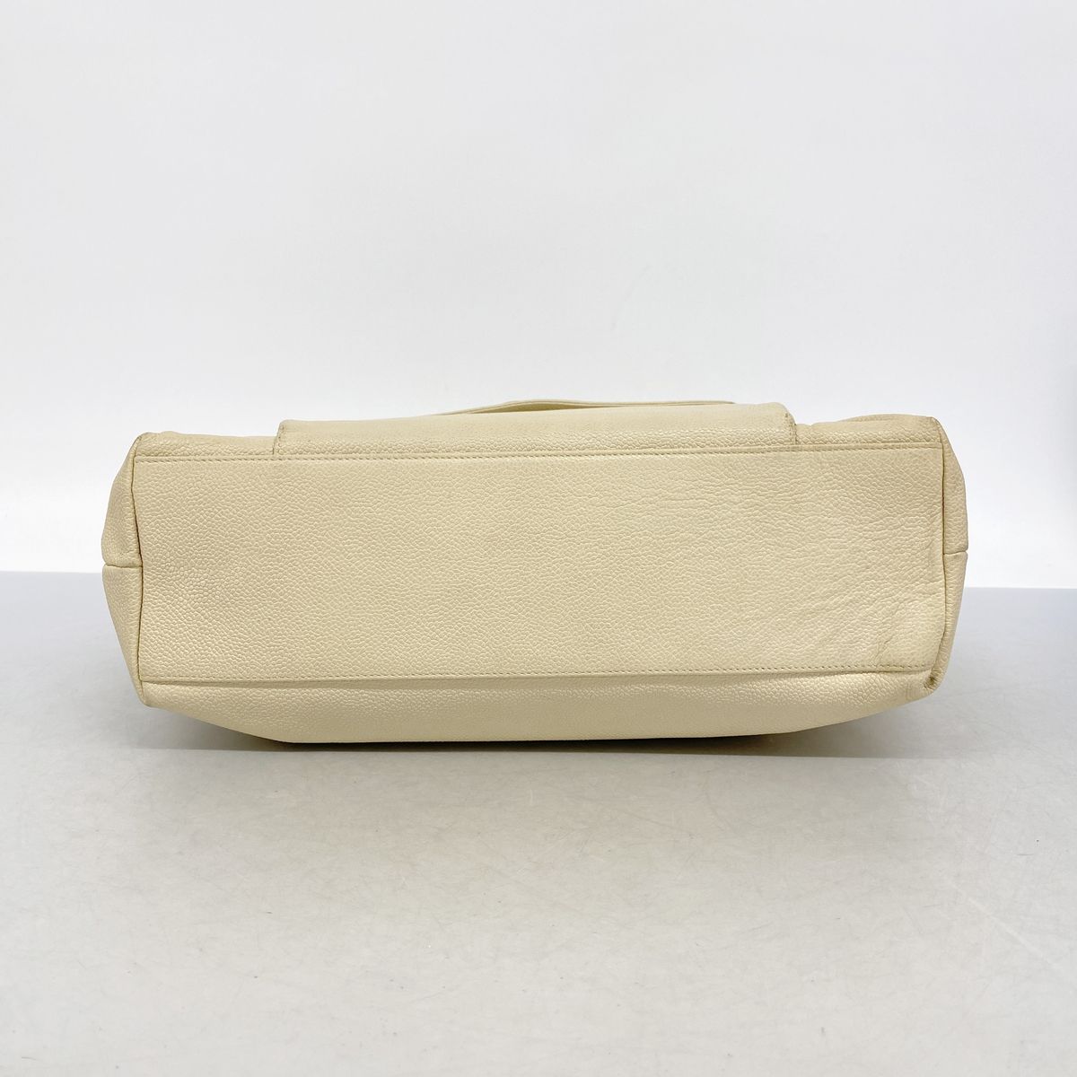 Chanel Chain Tote Bag Caviar Leather Beige Gold — view 3
