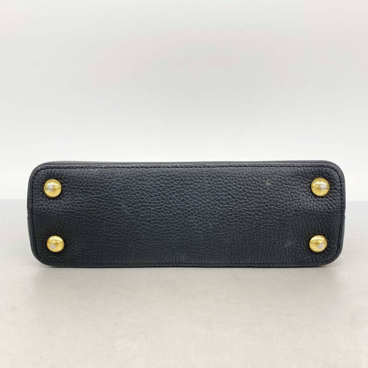 Louis Vuitton Handbag Capucines BB Noir 2-Way Bag — view 3
