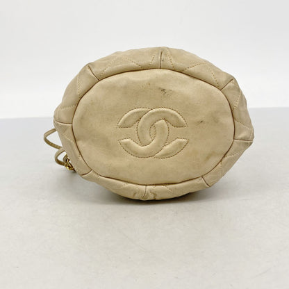 Chanel Shoulder Bag Quilted Lambskin Beige Gold — view 3