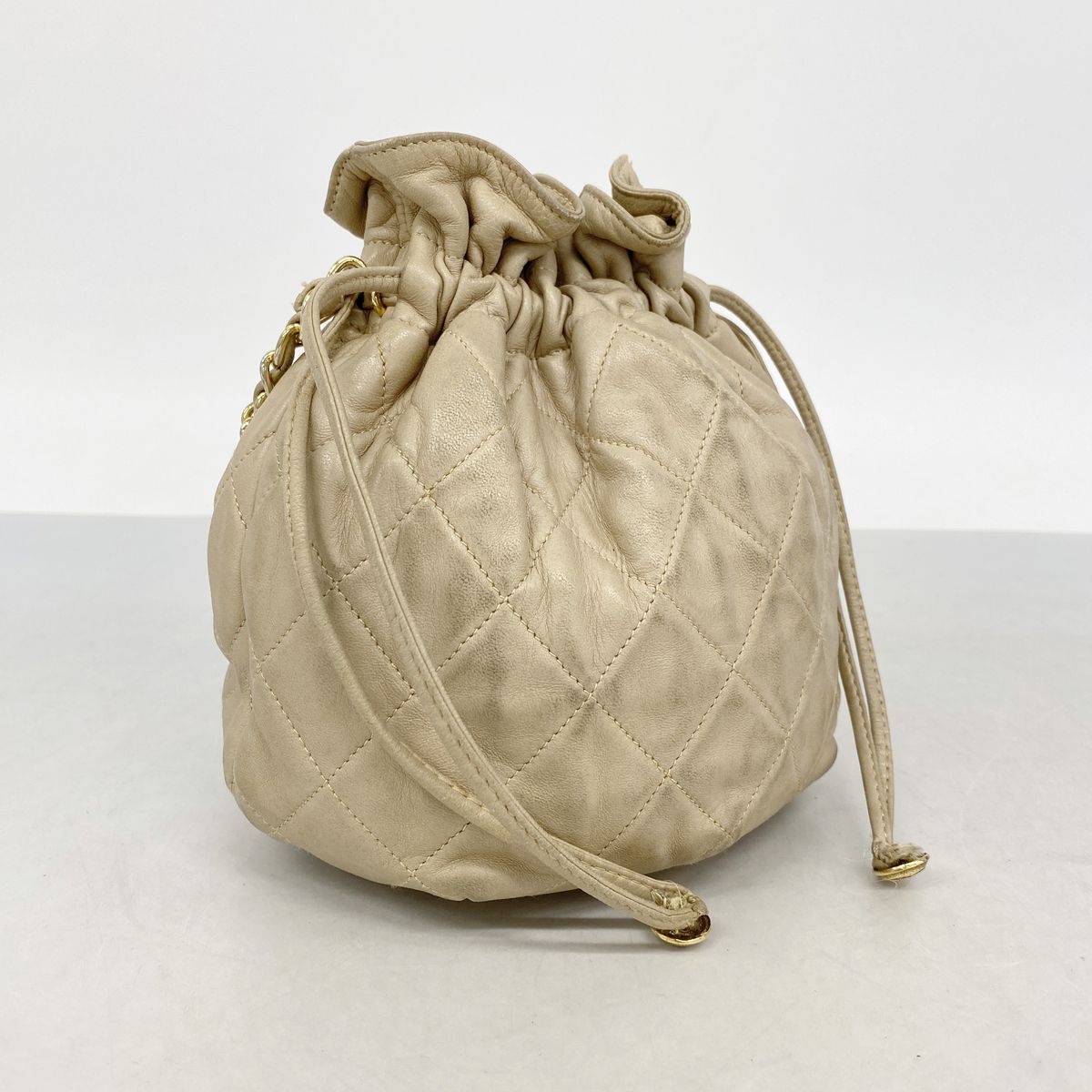 Chanel Shoulder Bag Quilted Lambskin Beige Gold — view 2