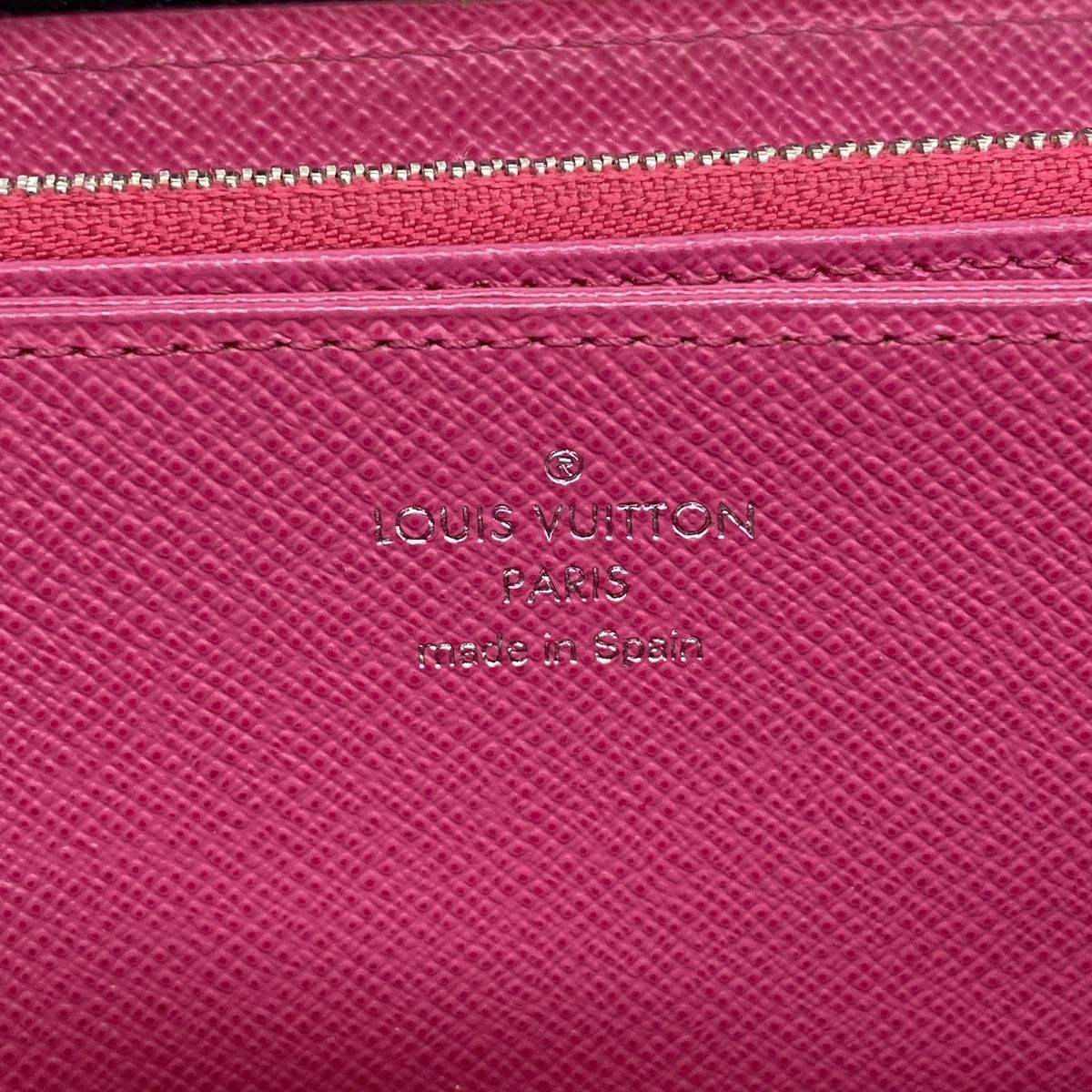 Louis Vuitton Wallet Epi Zippy Noir Hot Pink — view 4