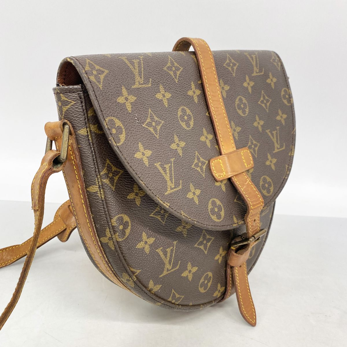 Louis Vuitton Shoulder Bag Monogram Chantilly GM Brown — view 2