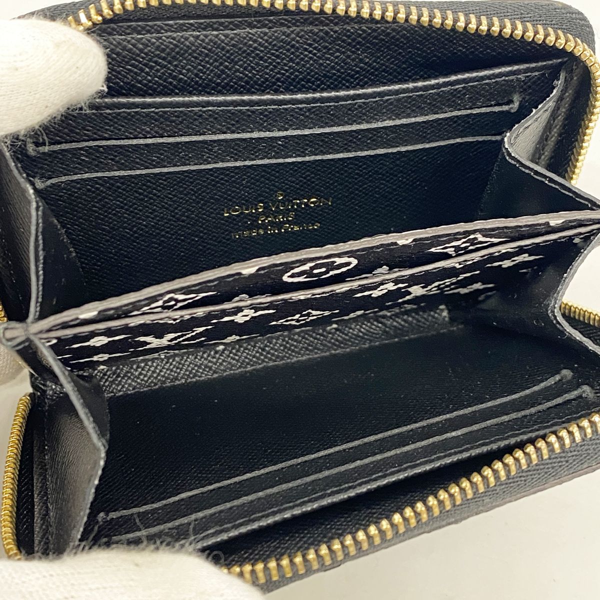 Louis Vuitton Coin Purse Monogram Jungle Zippy Black Brown — view 3