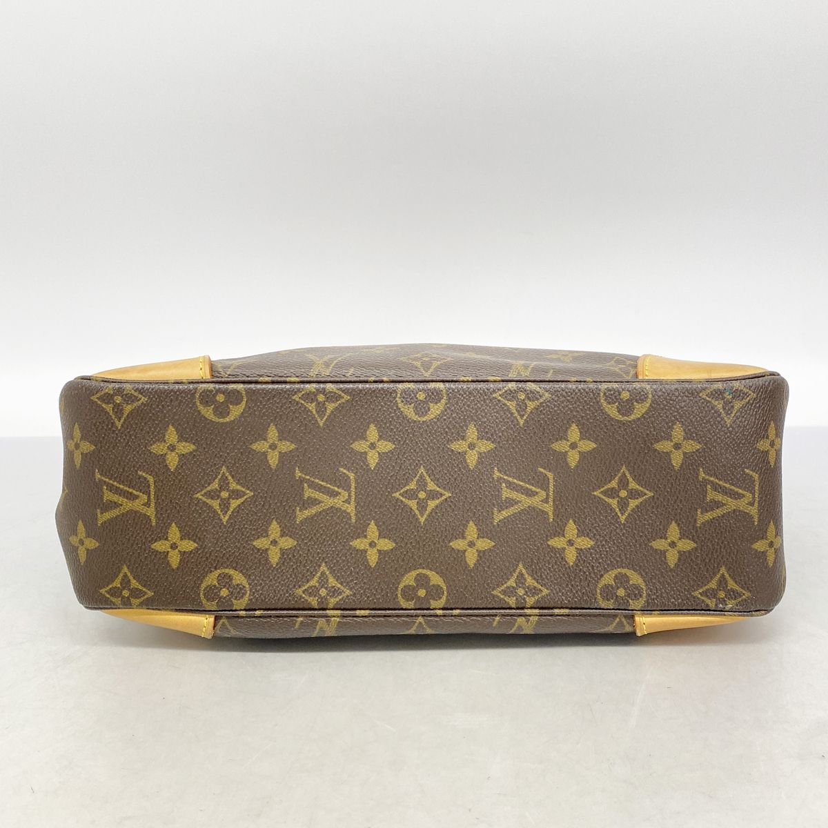 Louis Vuitton Shoulder Bag Monogram Boulogne 30 Brown — view 3