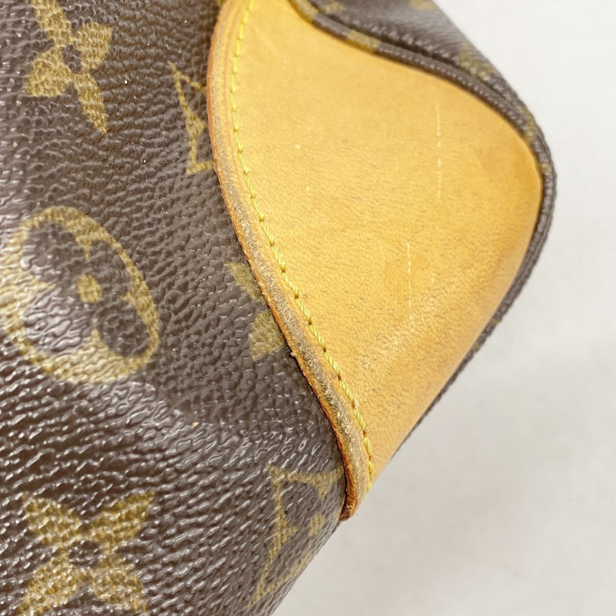 Louis Vuitton Shoulder Bag Monogram Boulogne 30 Brown — view 7