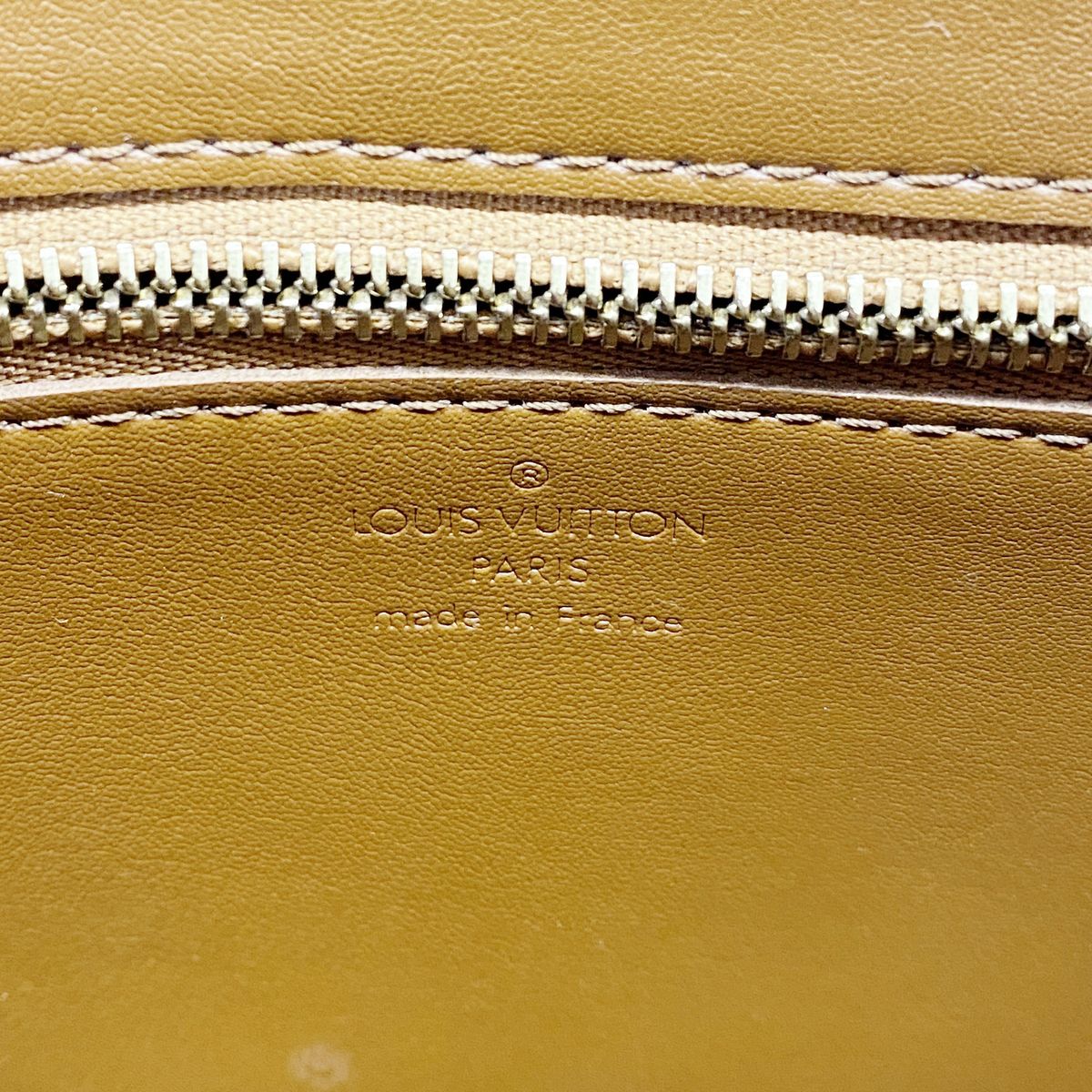 Louis Vuitton Shoulder Bag Vernis Christie GM Blanc — view 5
