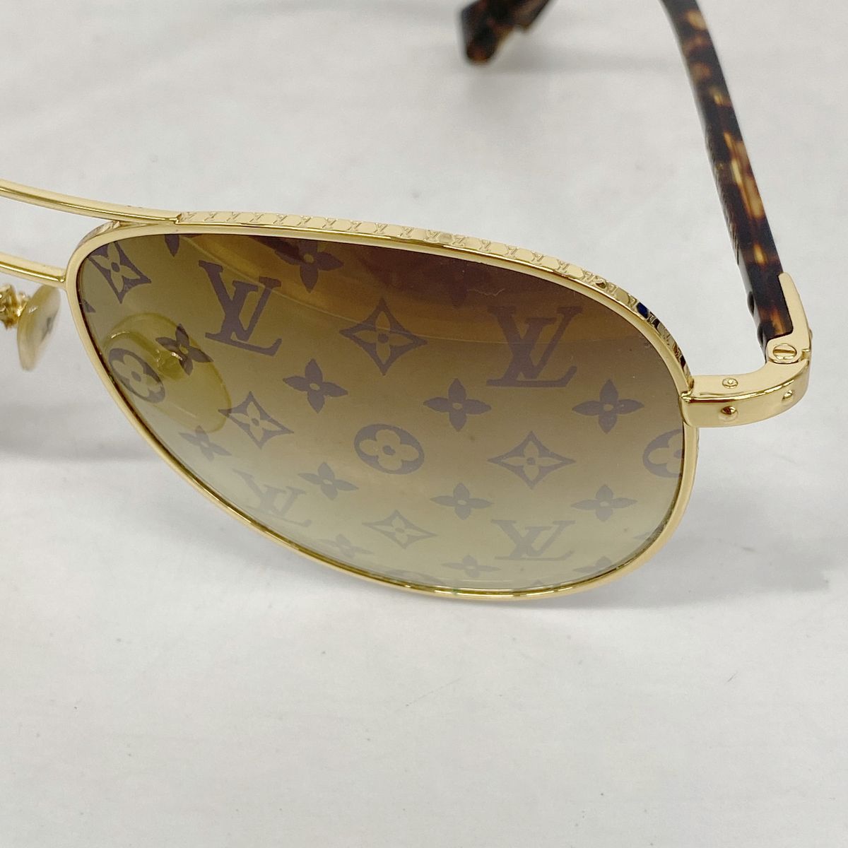 Louis Vuitton Sunglasses Conspiration Pilot Brown Gold Eyewear — view 6