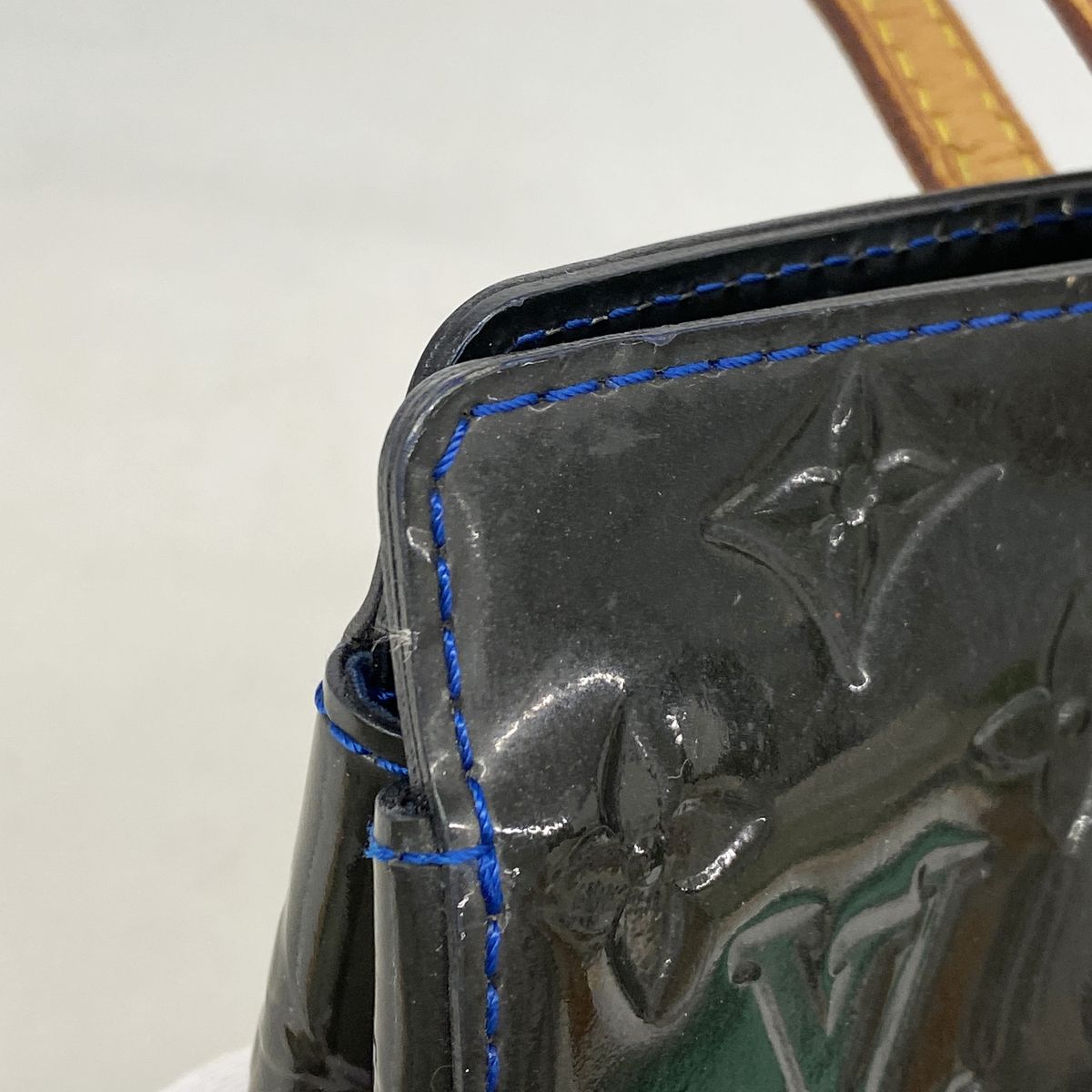 Louis Vuitton Handbag Vernis Catalina BB Grand Blue — view 7