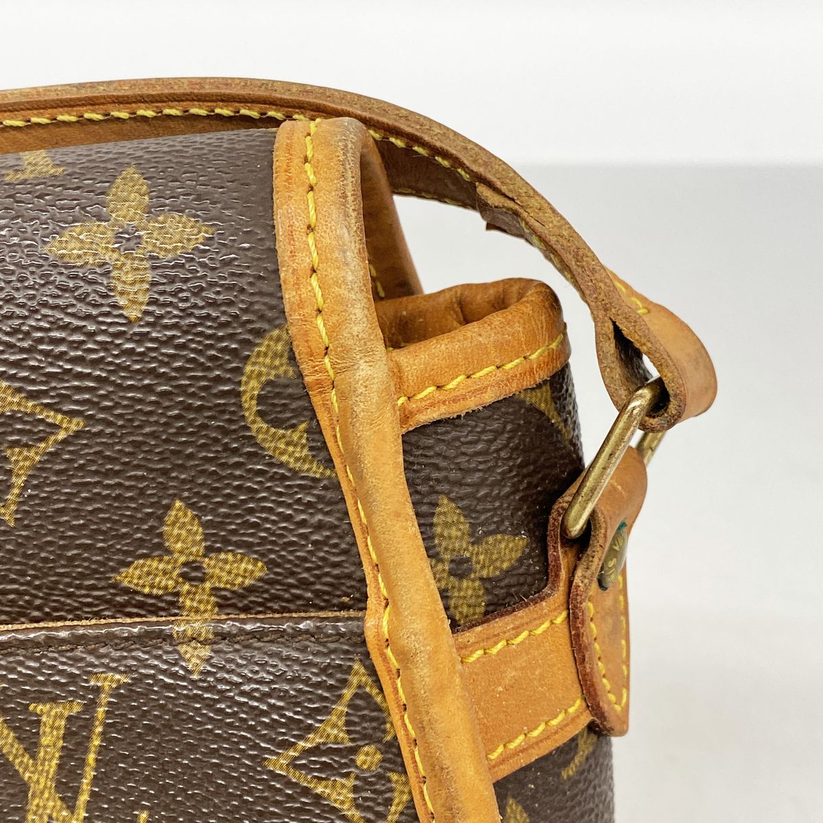 Louis Vuitton Shoulder Bag Monogram Solonge Brown — view 8