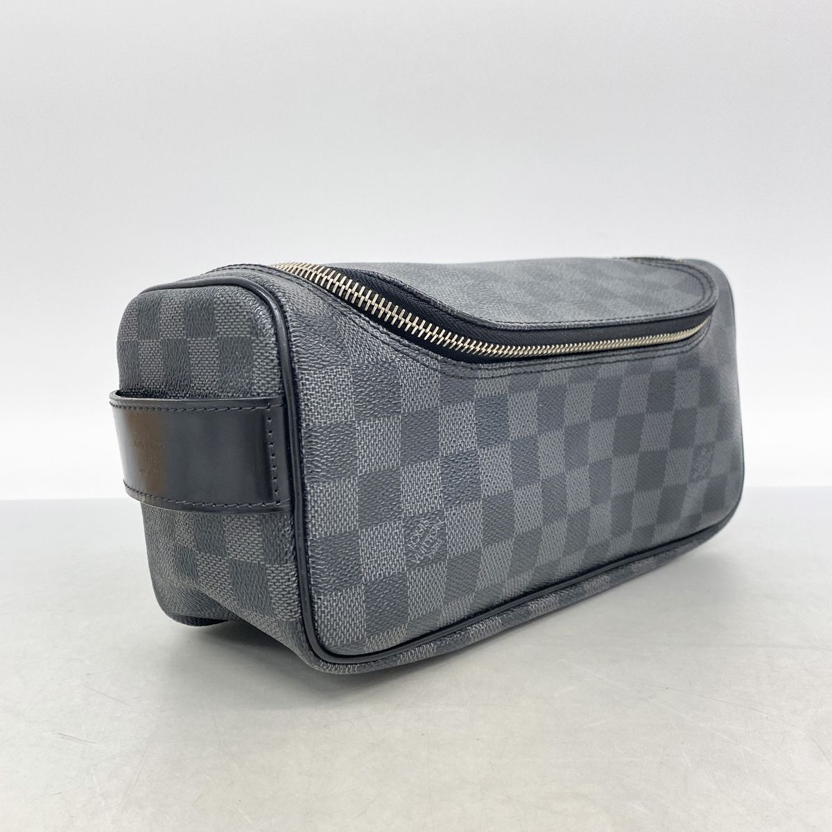 Louis Vuitton Pouch Damier Graphite Toilette Black Gray — view 2