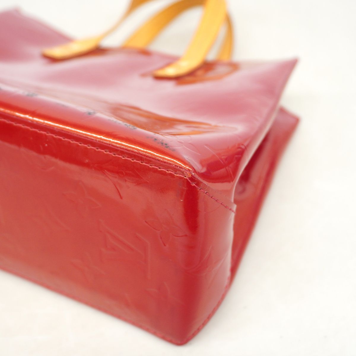 Louis Vuitton Handbag Vernis Reade PM Pomme D'amour — view 6