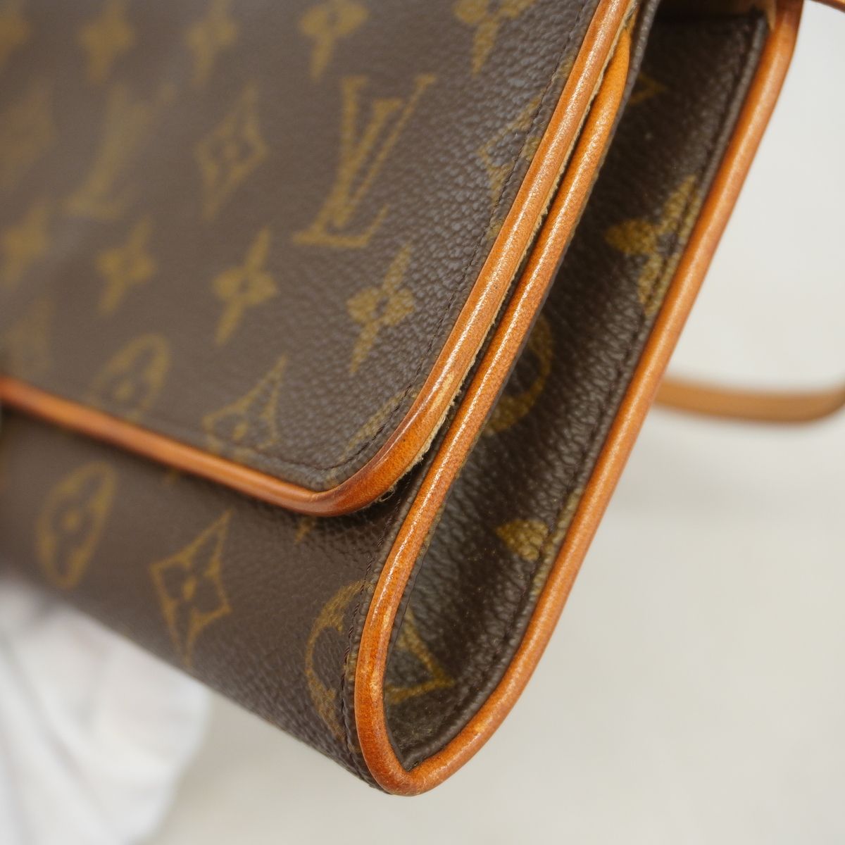 Louis Vuitton Shoulder Bag Monogram Pochette Twin GM Brown — view 6