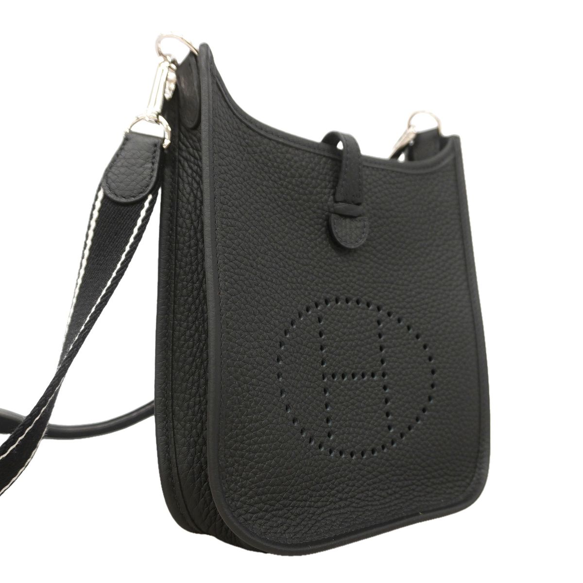 Hermes Shoulder Bag Evelyne TPM Taurillon Clemence Black Silver — view 2