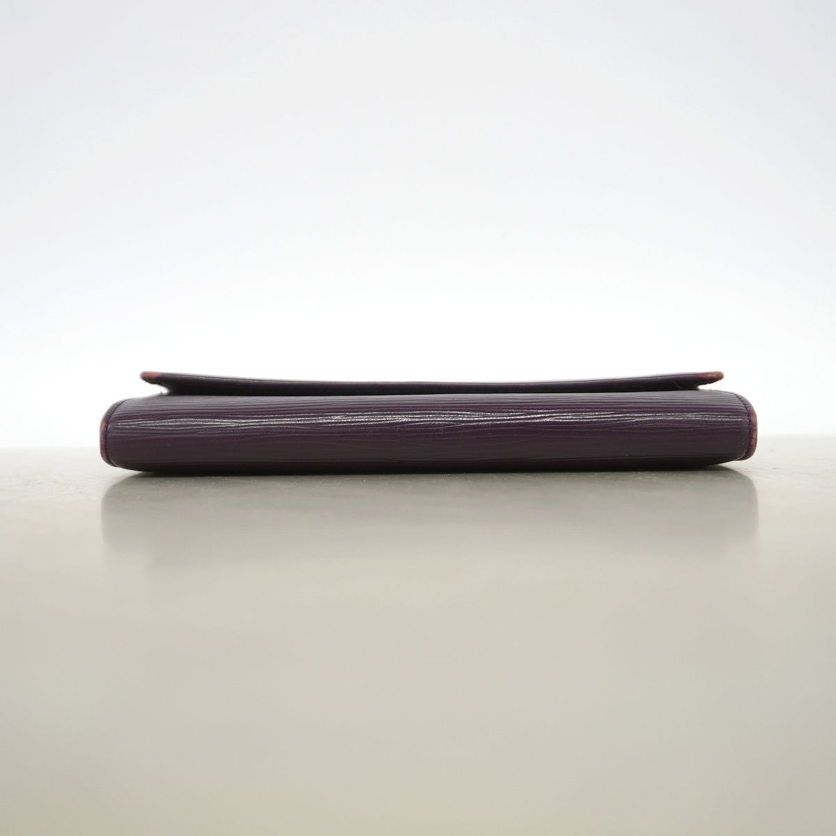Louis Vuitton Wallet Epi Portefeuille Sarah Cassis — view 3