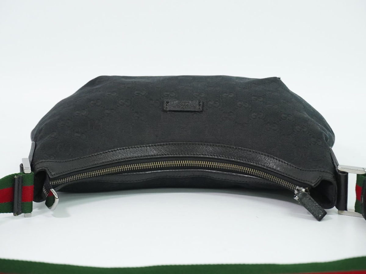 Gucci Sherry Line GG Canvas Shoulder Bag Pochette Black Shelly — view 5