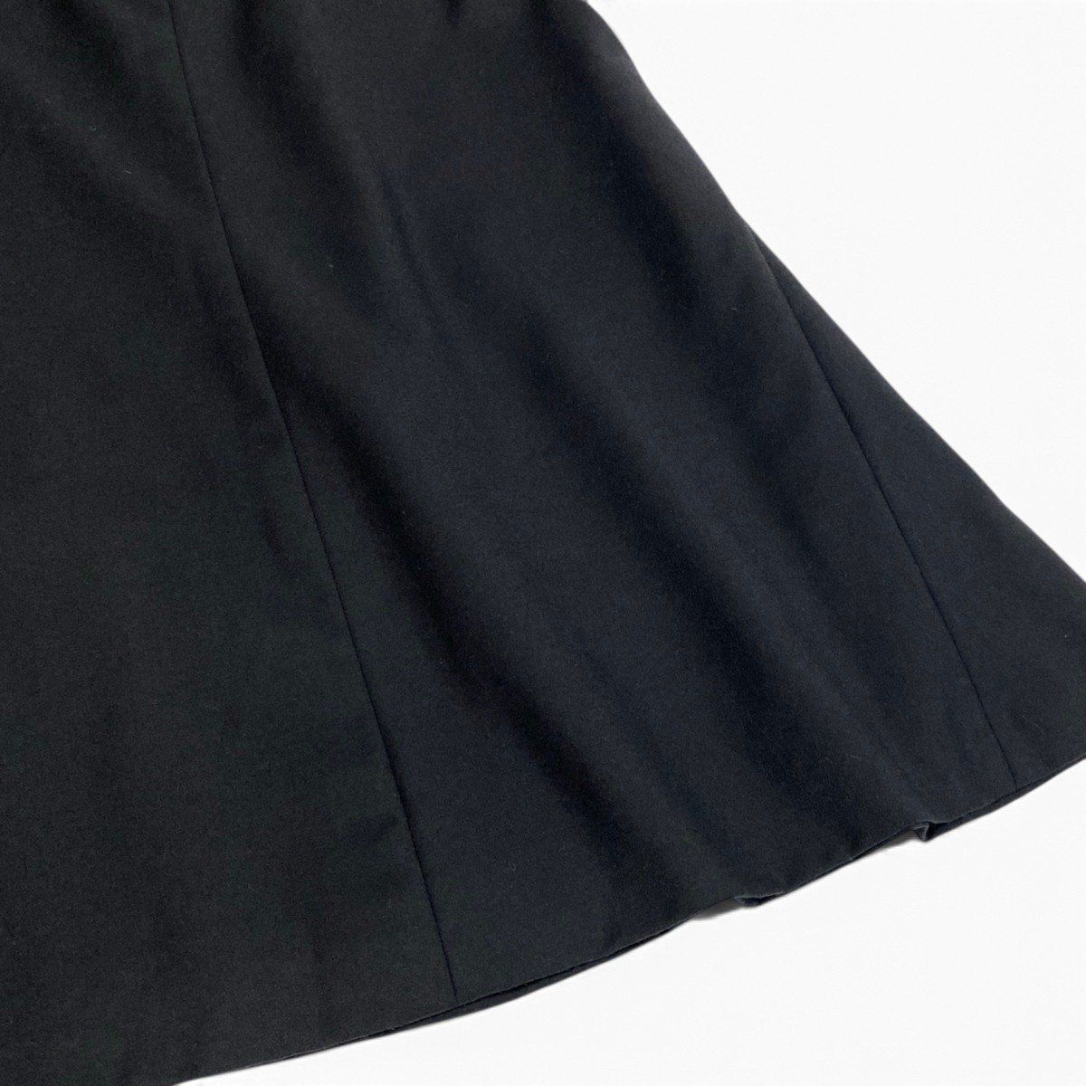 Chanel C 01A Logo Plate Flare Skirt Cashmere Blend Black Wool 36 — view 7