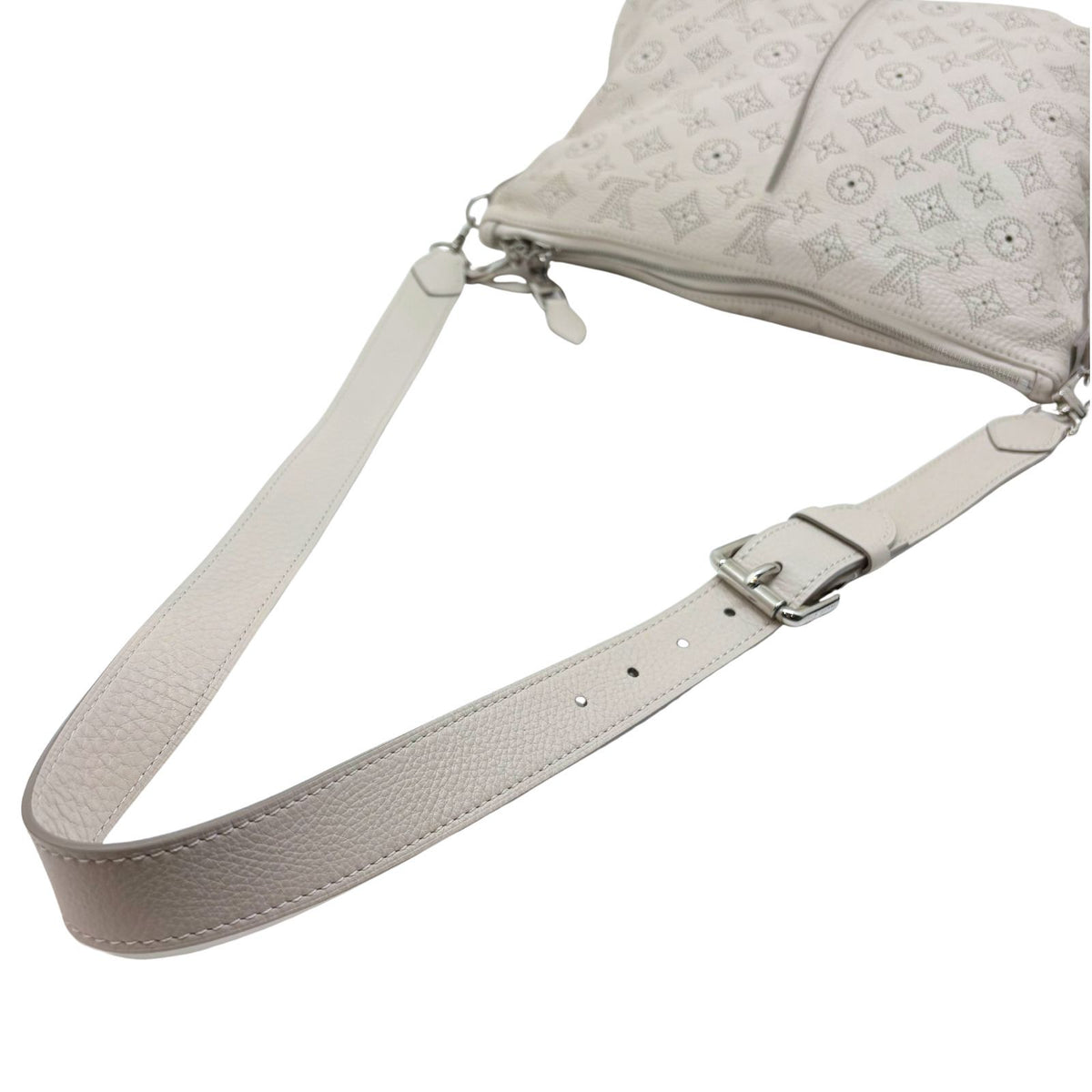 Louis Vuitton Selene PM Mahina Sable — view 5