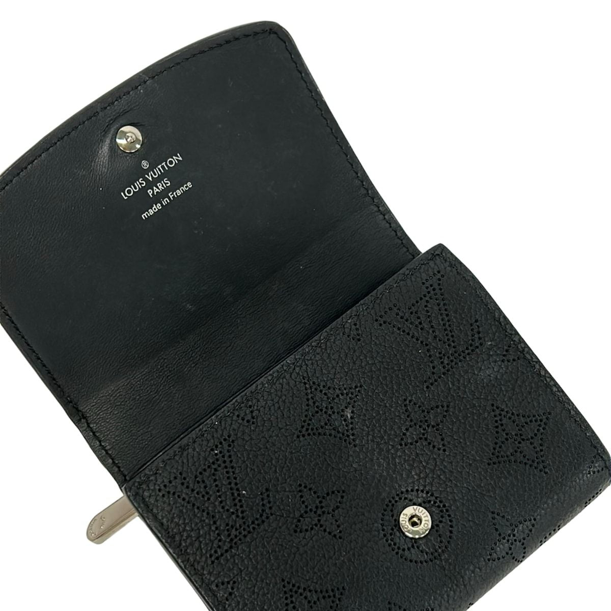 Louis Vuitton Bifold Wallet Mahina Portefeuille Iris Compact Noir Leather — view 3