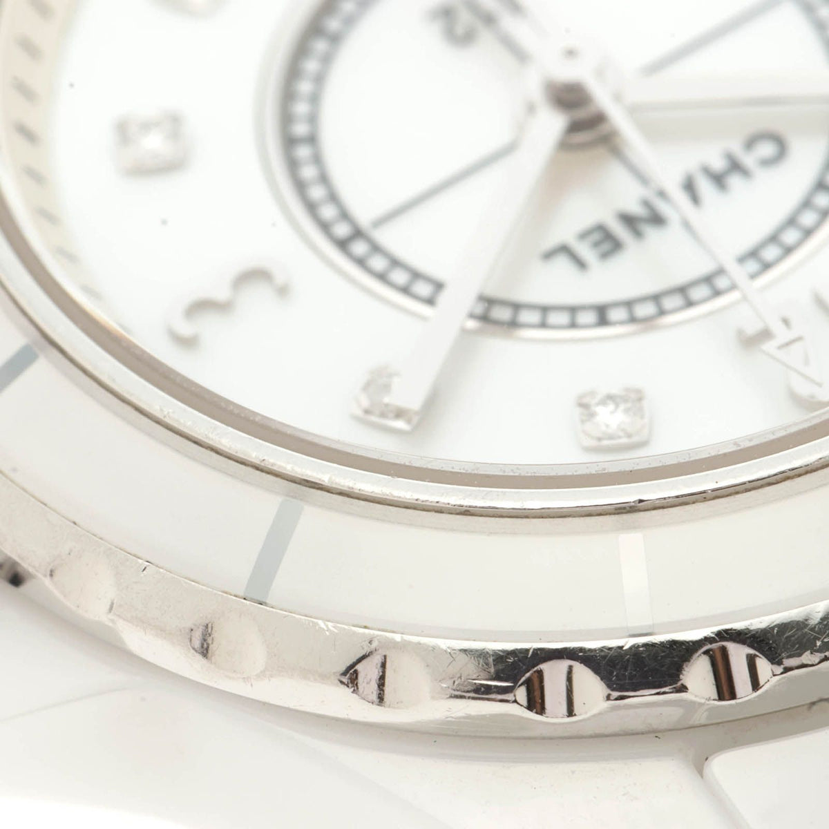 Chanel Watch White Ceramic Shell Quartz — view 7