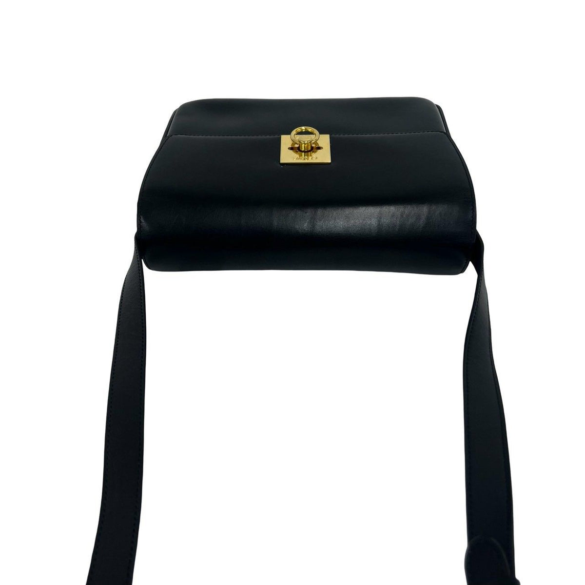 Celine Vintage Logo Ring Leather Shoulder Bag Pochette Crossbody Black — view 4