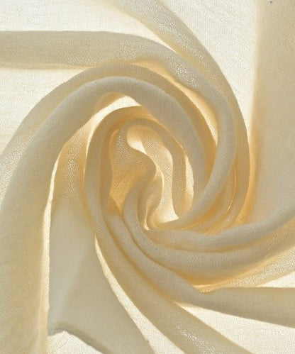 Gucci Shawl Scarf Beige — view 3