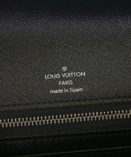 Louis Vuitton Taiga Selenga Ardoise Clutch Black — view 4