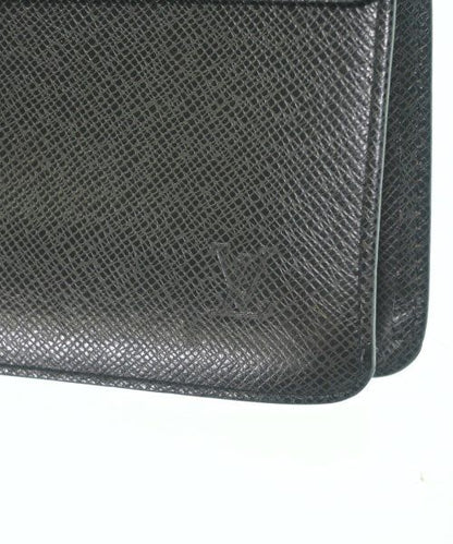 Louis Vuitton Taiga Selenga Ardoise Clutch Black — view 8