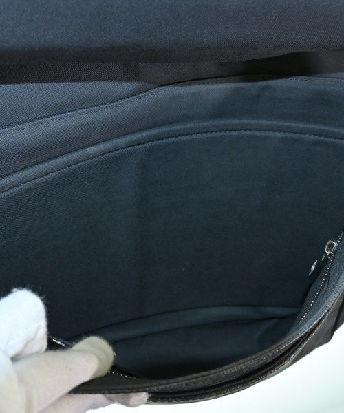 Louis Vuitton Damier Graphite District GM Shoulder Bag — view 4