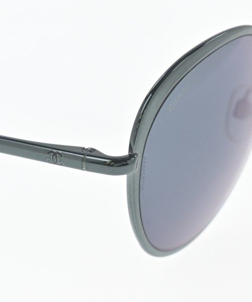Chanel CC Logo Sunglasses Black — view 4