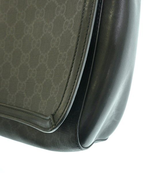 Gucci GG Supreme Shoulder Bag Black — view 8