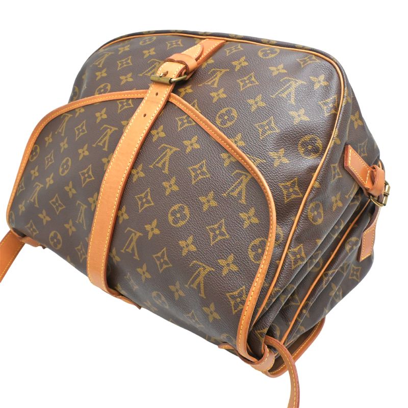Louis Vuitton Shoulder Bag — view 4