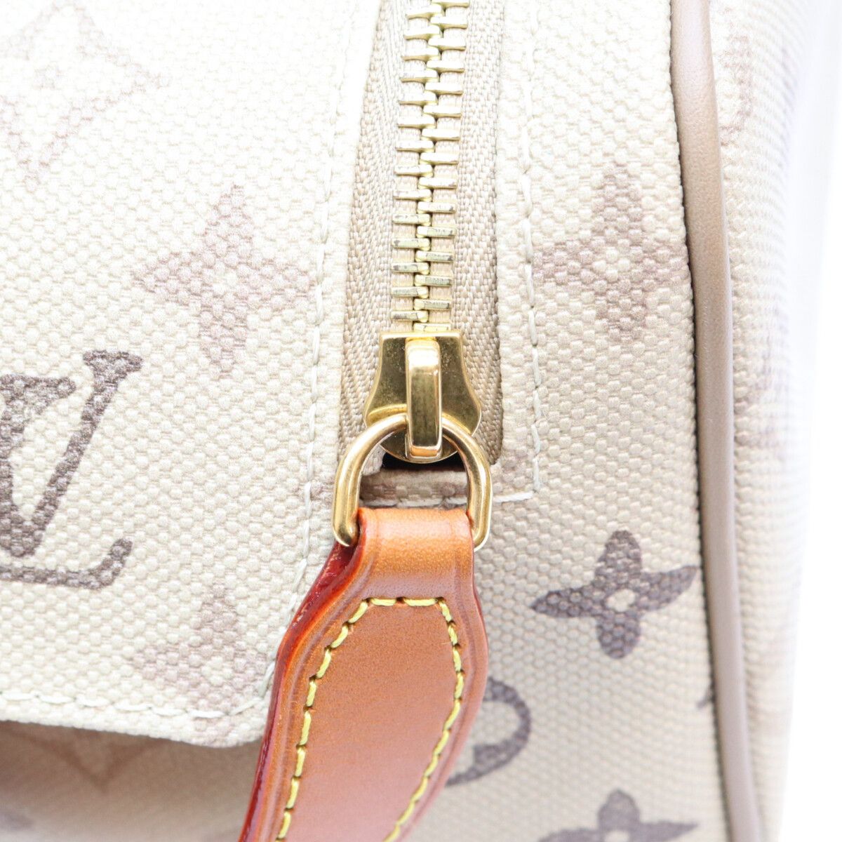 Louis Vuitton Monogram Surplus Canvas Sand Beige Dopp Kit Handbag — view 7
