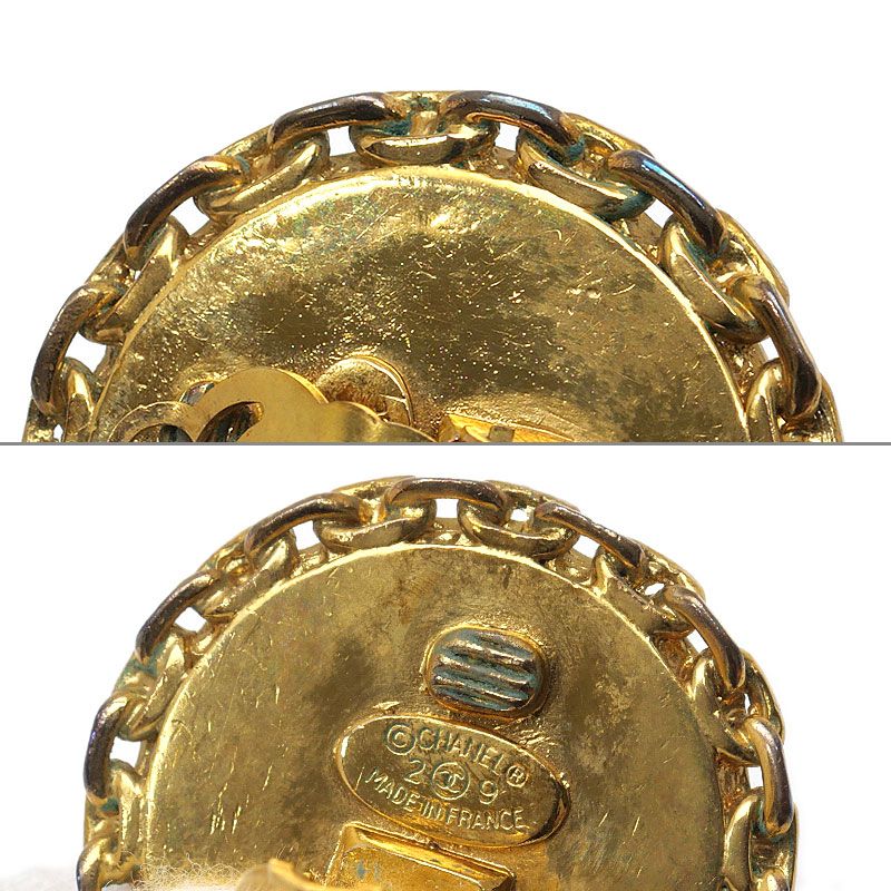 Chanel CC Logo Earrings Vintage Gold — view 7