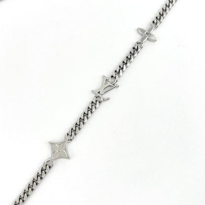 Louis Vuitton Necklace Monogram Low Flower Metal Silver — view 2