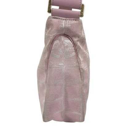 Chanel Shoulder Bag CC Logo New Travel Line Pink — view 4