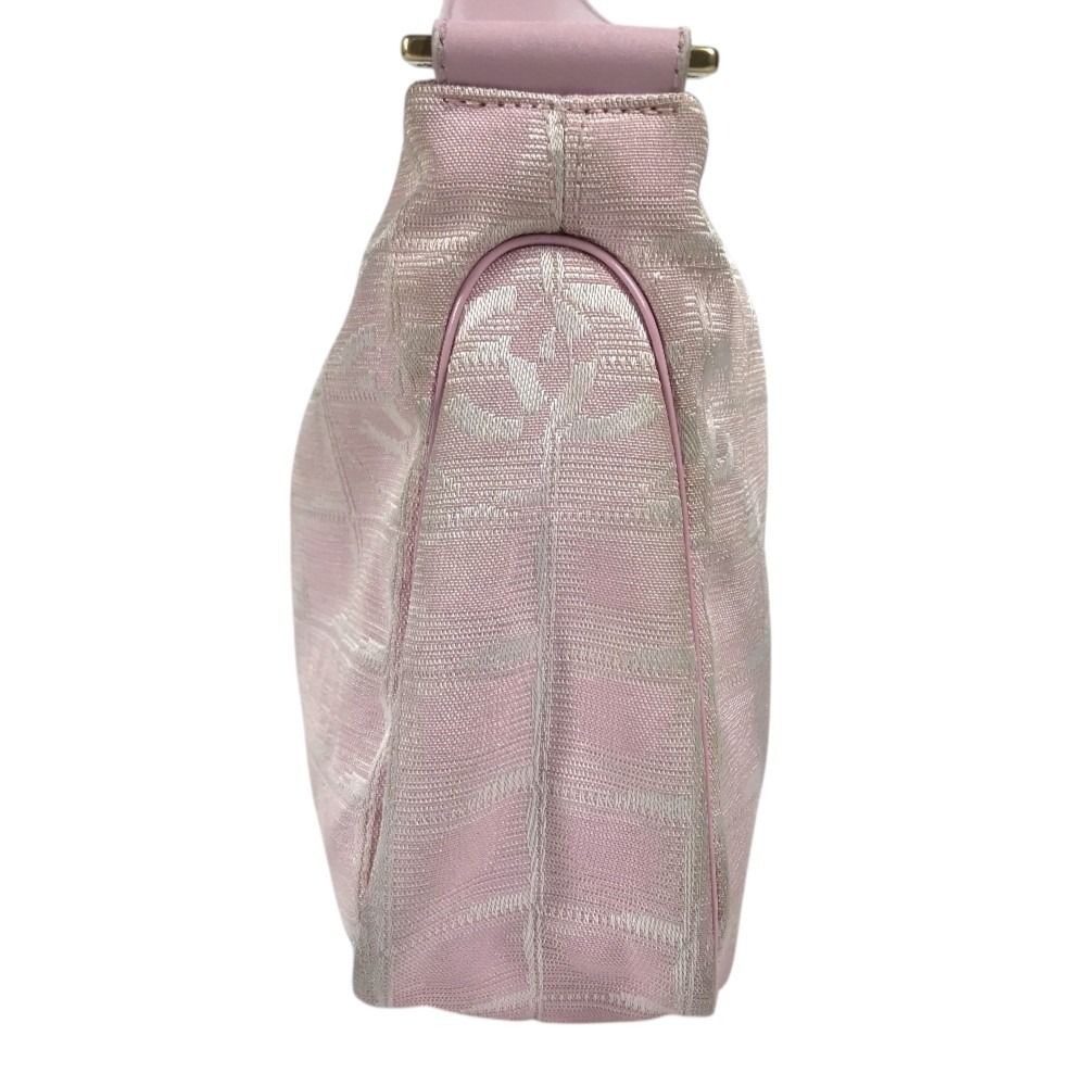 Chanel Shoulder Bag CC Logo New Travel Line Pink — view 3