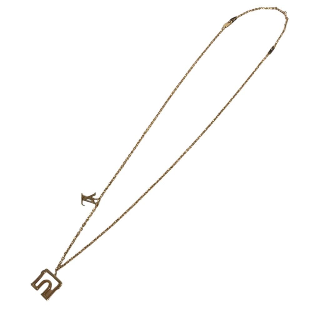 Louis Vuitton Necklace LV&paris Arc de Triomphe Metal Gold — view 3